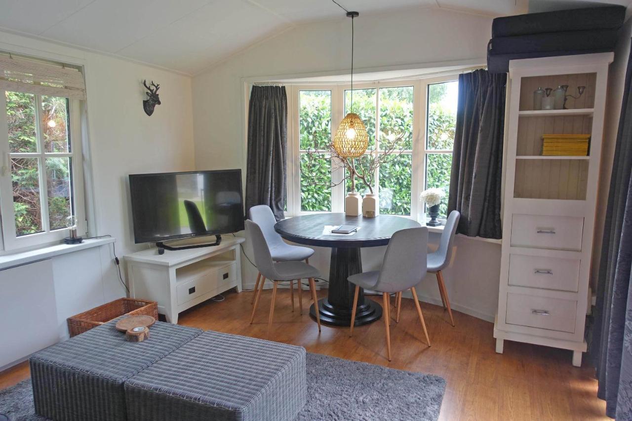 Vechtdalchalet De Berk, 5 Sterrenpark Capfun Stoetenslagh Rheezerveen Bagian luar foto