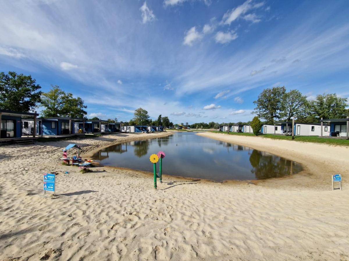 Vechtdalchalet De Berk, 5 Sterrenpark Capfun Stoetenslagh Rheezerveen Bagian luar foto