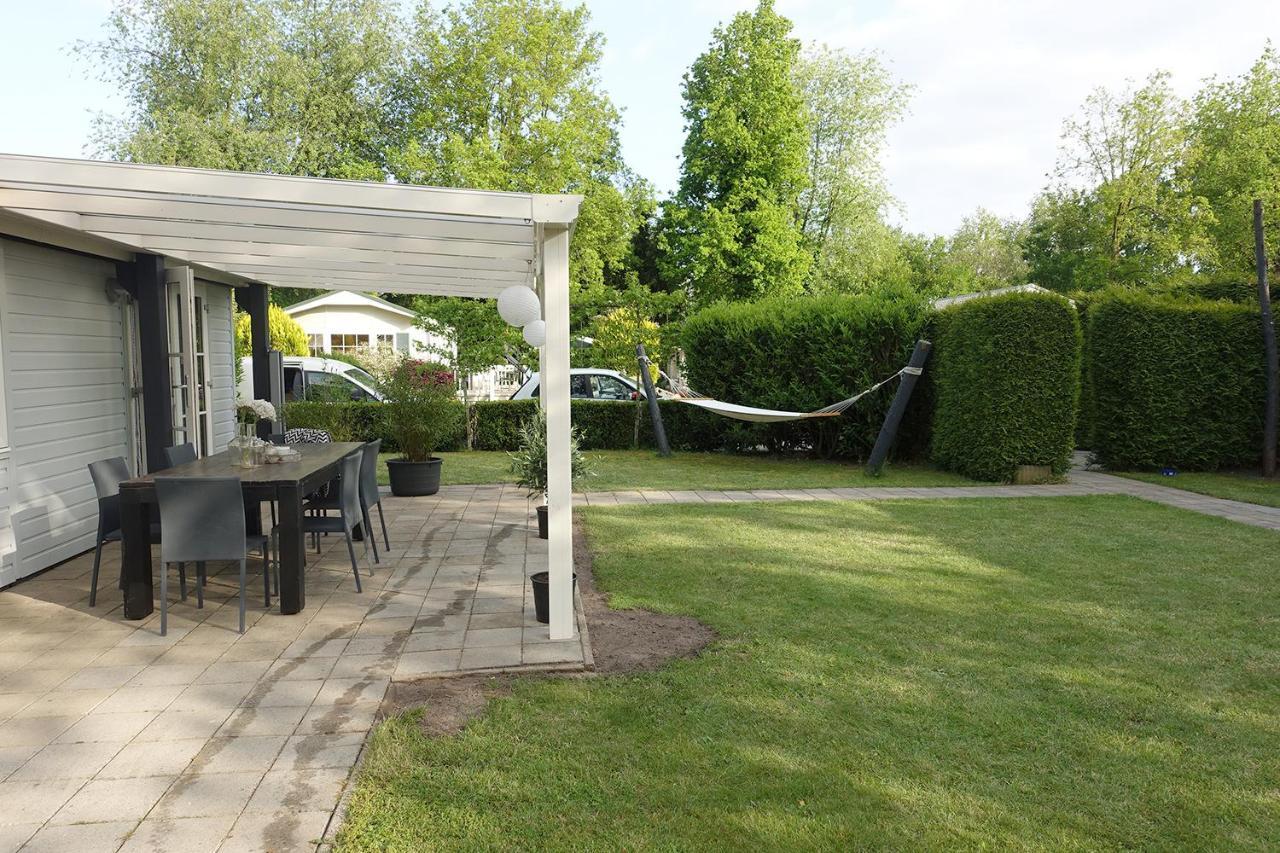 Vechtdalchalet De Berk, 5 Sterrenpark Capfun Stoetenslagh Rheezerveen Bagian luar foto