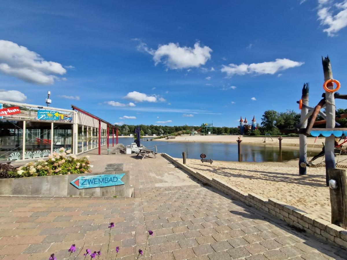 Vechtdalchalet De Berk, 5 Sterrenpark Capfun Stoetenslagh Rheezerveen Bagian luar foto