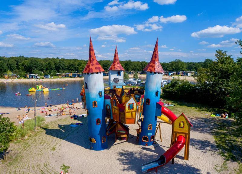 Vechtdalchalet De Berk, 5 Sterrenpark Capfun Stoetenslagh Rheezerveen Bagian luar foto